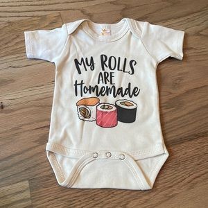Baby onesie 0-3M. Brand new!